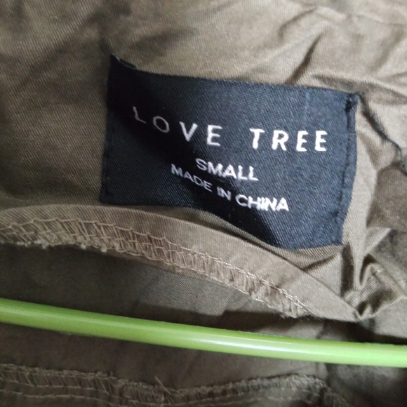 Love Tree vest size Small - Picture 2 of 2
